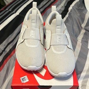 Women’s Nike Ad Comfort